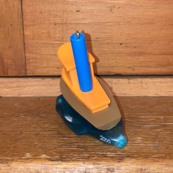 “Scuffy the Tugboat” 2000 Hallmark Ornament - Picture 4 of 10